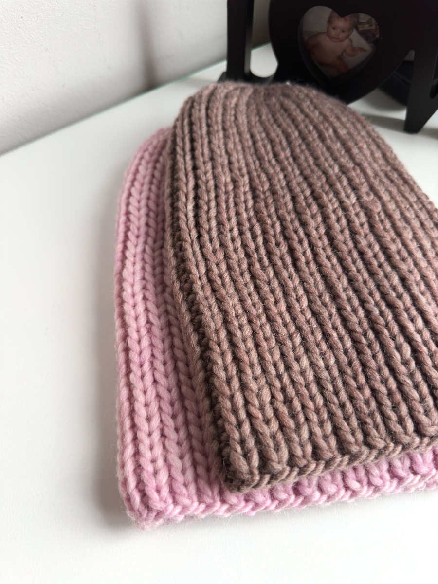 Ręcznie robiona czapka damska JANKA 100% Wełna owcza 48 Nugat