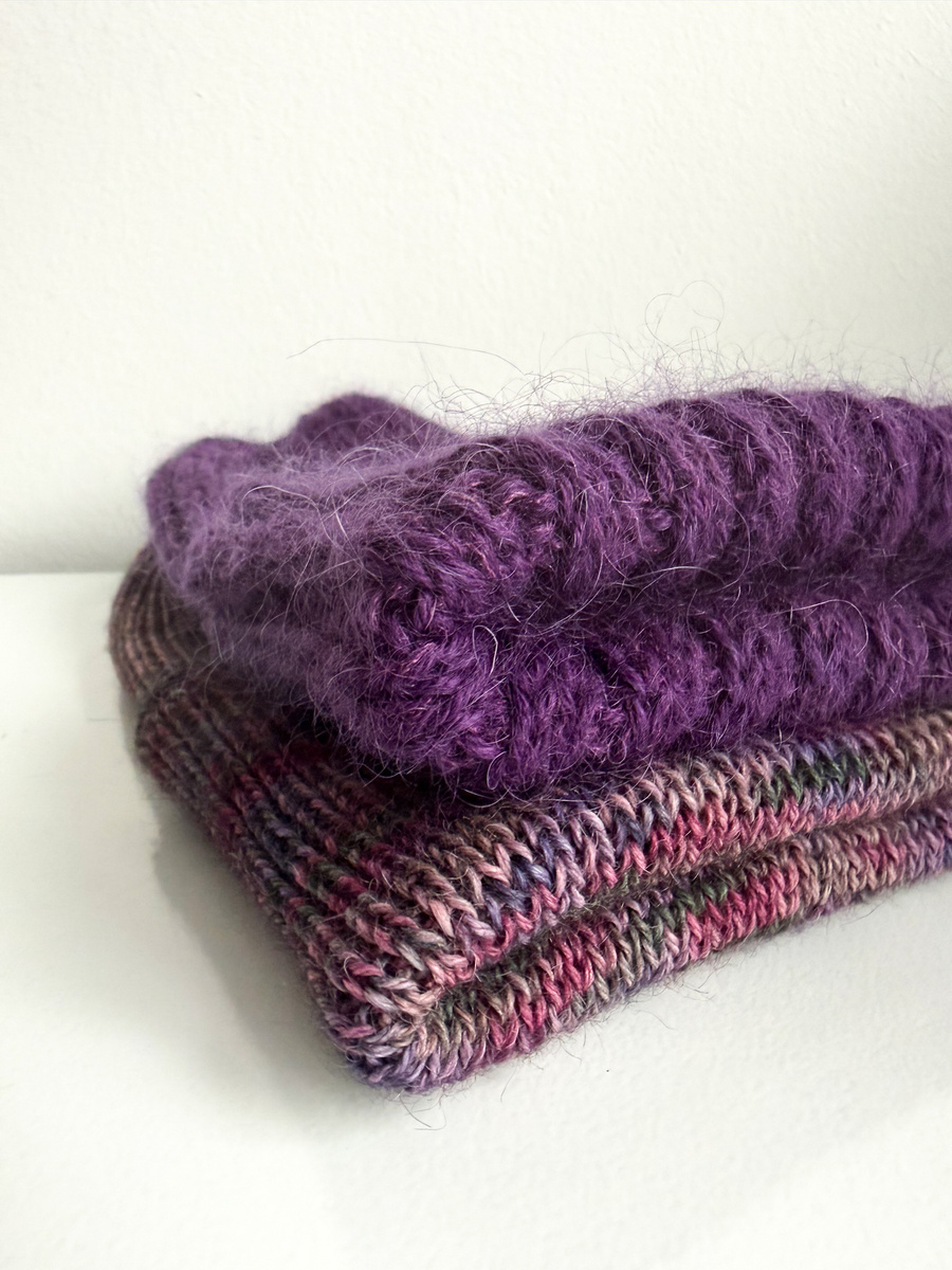 Czapka wywijana HELEN 100% Alpaka ręcznie farbowana fioletowa