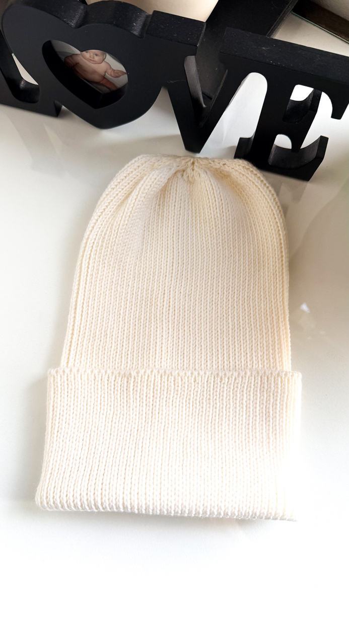 VARELLA – czapka z wełny merino baby merino 01 biały