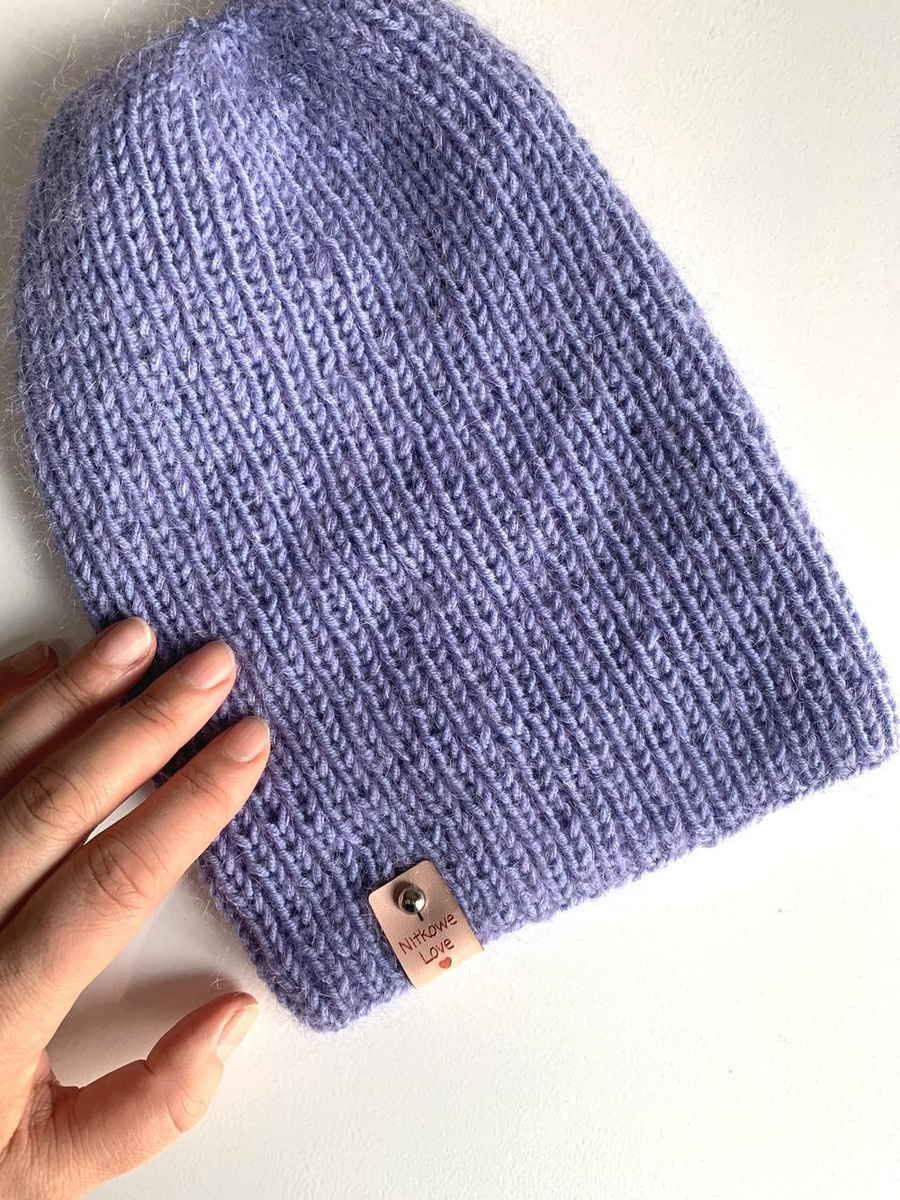 Handgemachte Damenmütze AUREA 100% Baby Merino plus Mohair und Seide 25/11 Lavendel