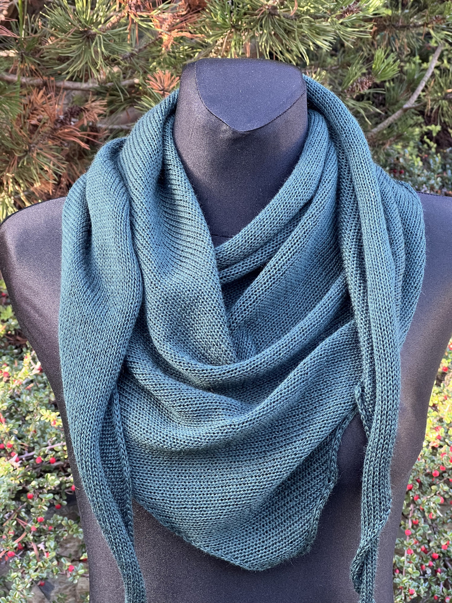 Chusta symetryczna z merynosem, gładka, Ciemnozielona