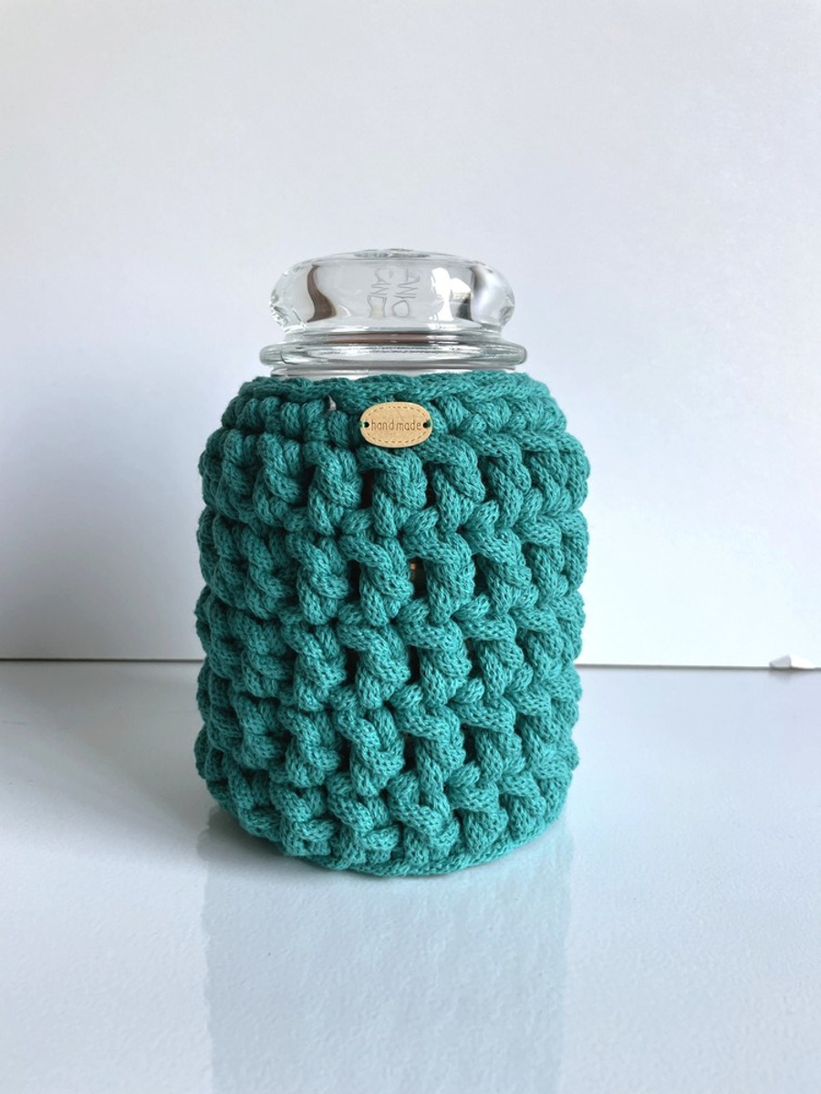 Ręcznie robiony Sweterek na świecę ze sznurka bawełnianego 630 Morski