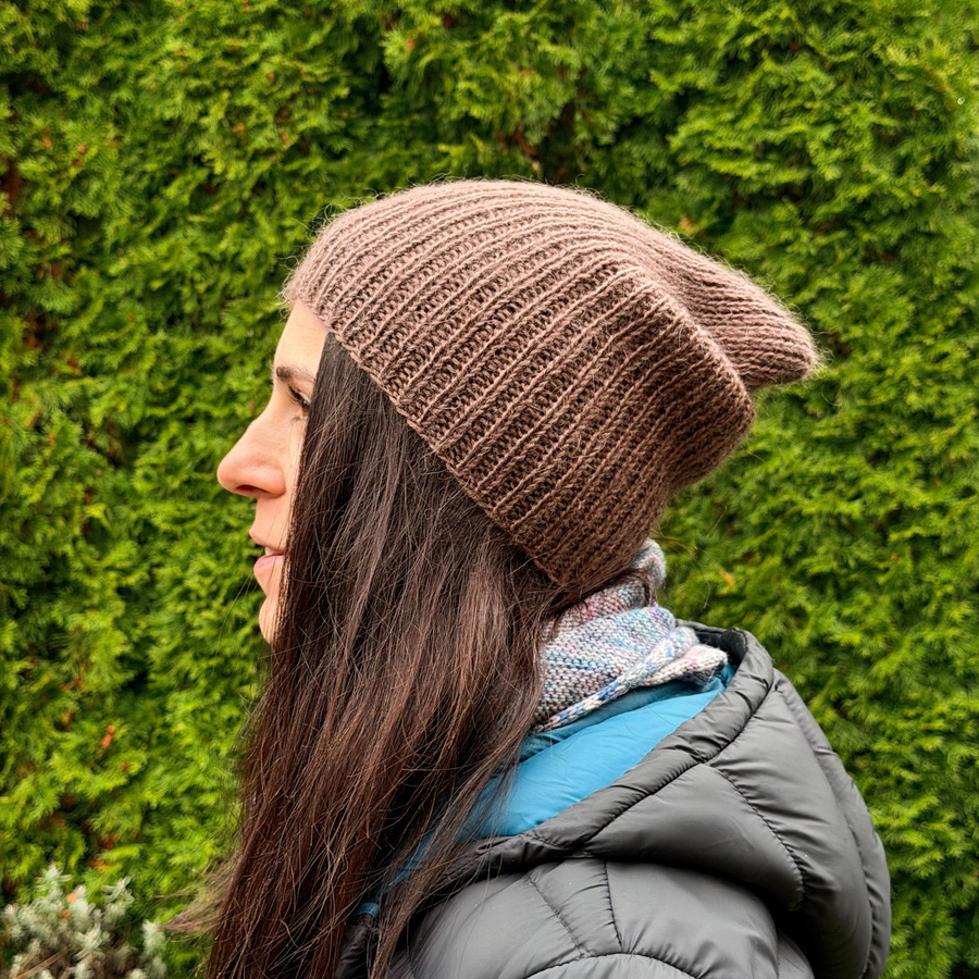 Handmade women's hat AUREA 100% baby merino plus mohair and silk 62/15 medium brown