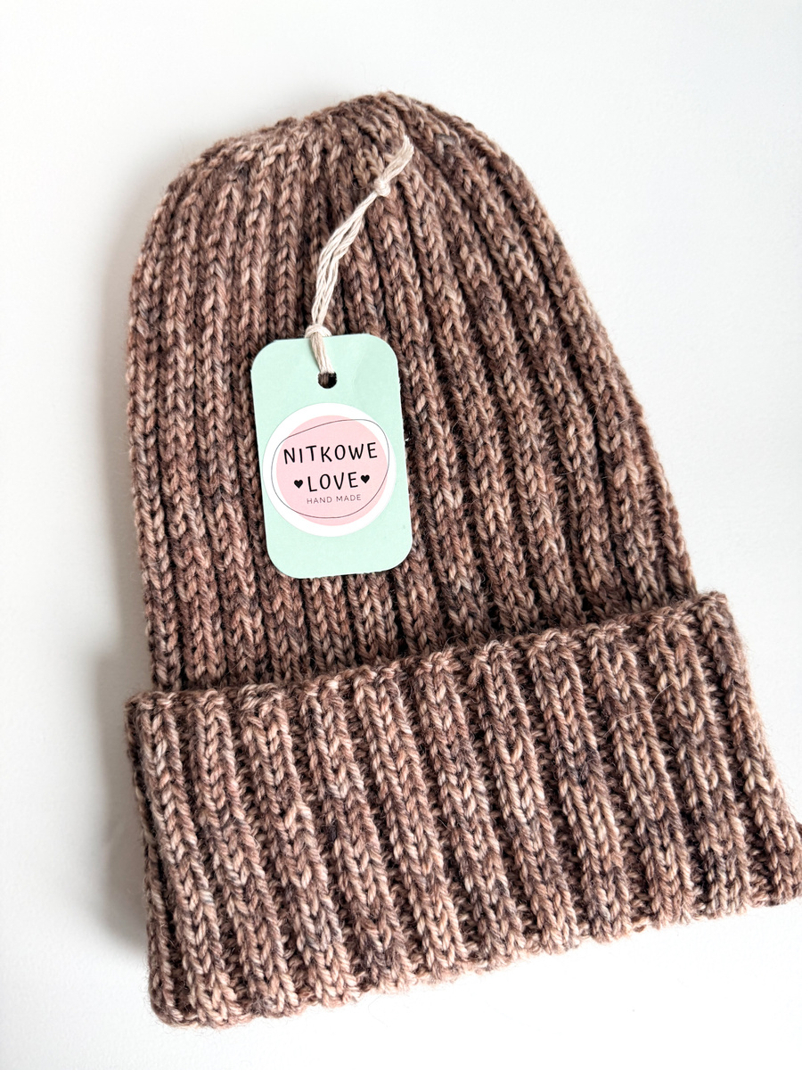 Wywijana czapka HELLI Print Merynos 30 Prażony Migdał