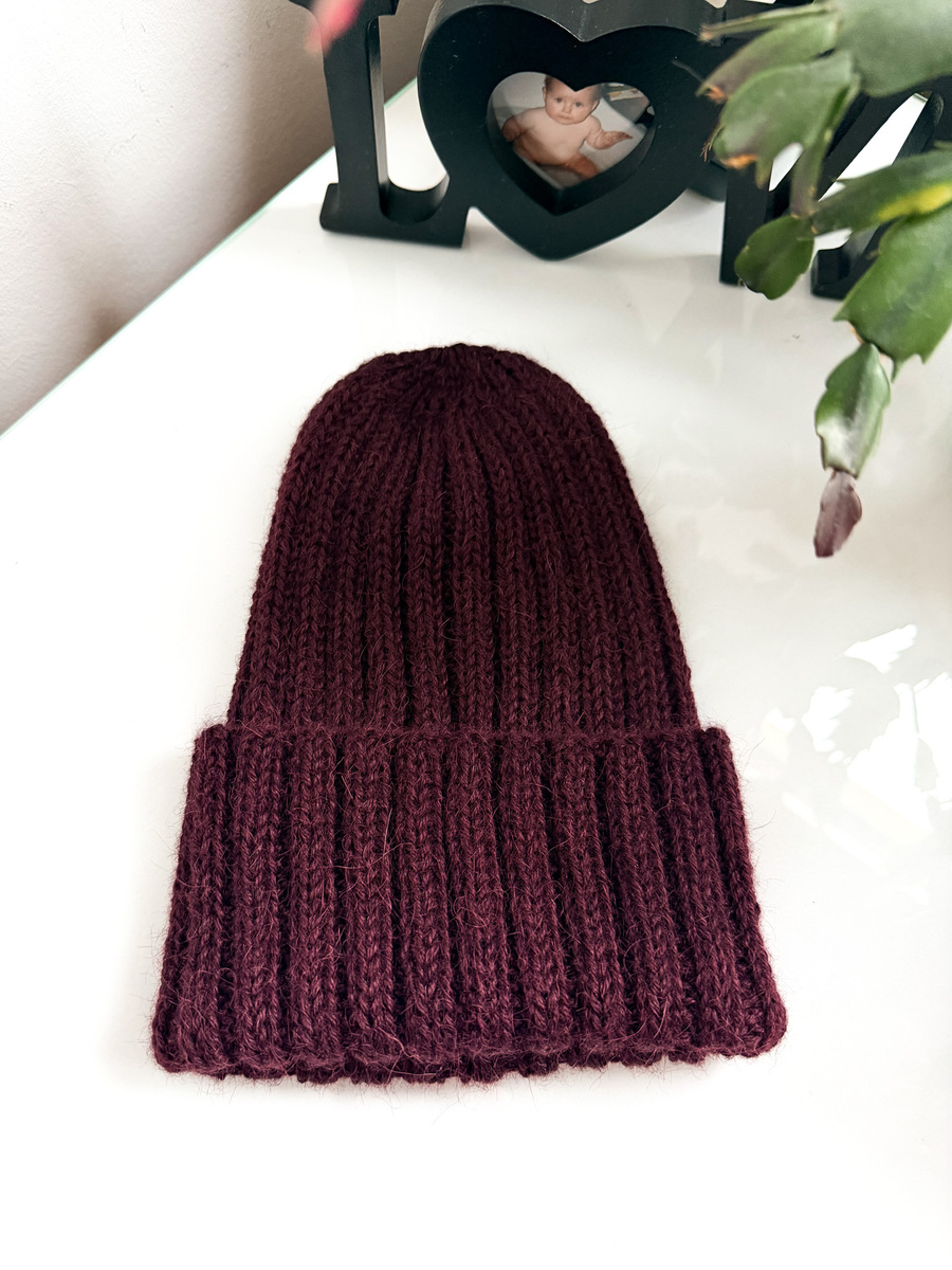 LAURIN Mütze 100% Alpaka 9044 ciemne winogrona