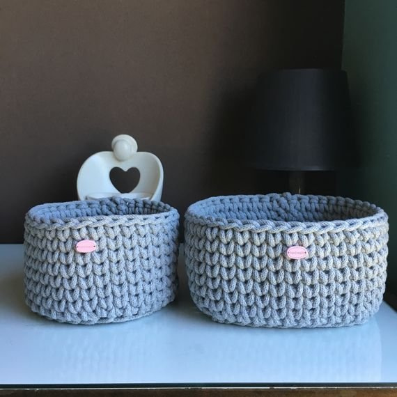 Ręcznie robiony Koszyk ze sznurka bawełnianego jasny szary 100 dno 20x20, wysokość 12 cm