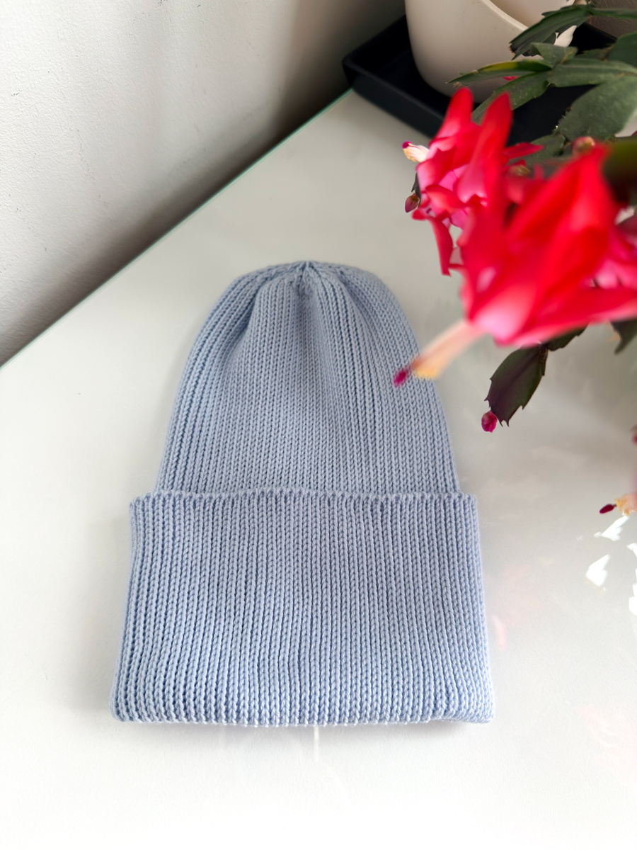 VARELLA – czapka z wełny merino 53 Rosa wywijana Handmade