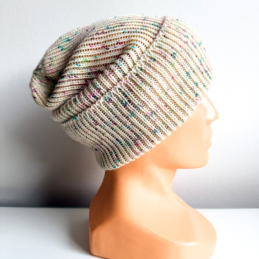 Beanie czapka z wełny merino VARELLA 100% Baby Merino Print 105 magiczna beza