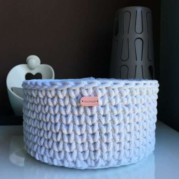 Ręcznie robiony Koszyk ze sznurka bawełnianego 20x12 cm