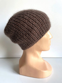 Handgemachte Damenmütze AUREA 100% Baby Merino plus Mohair und Seide 52/15 Zartbitterschokolade