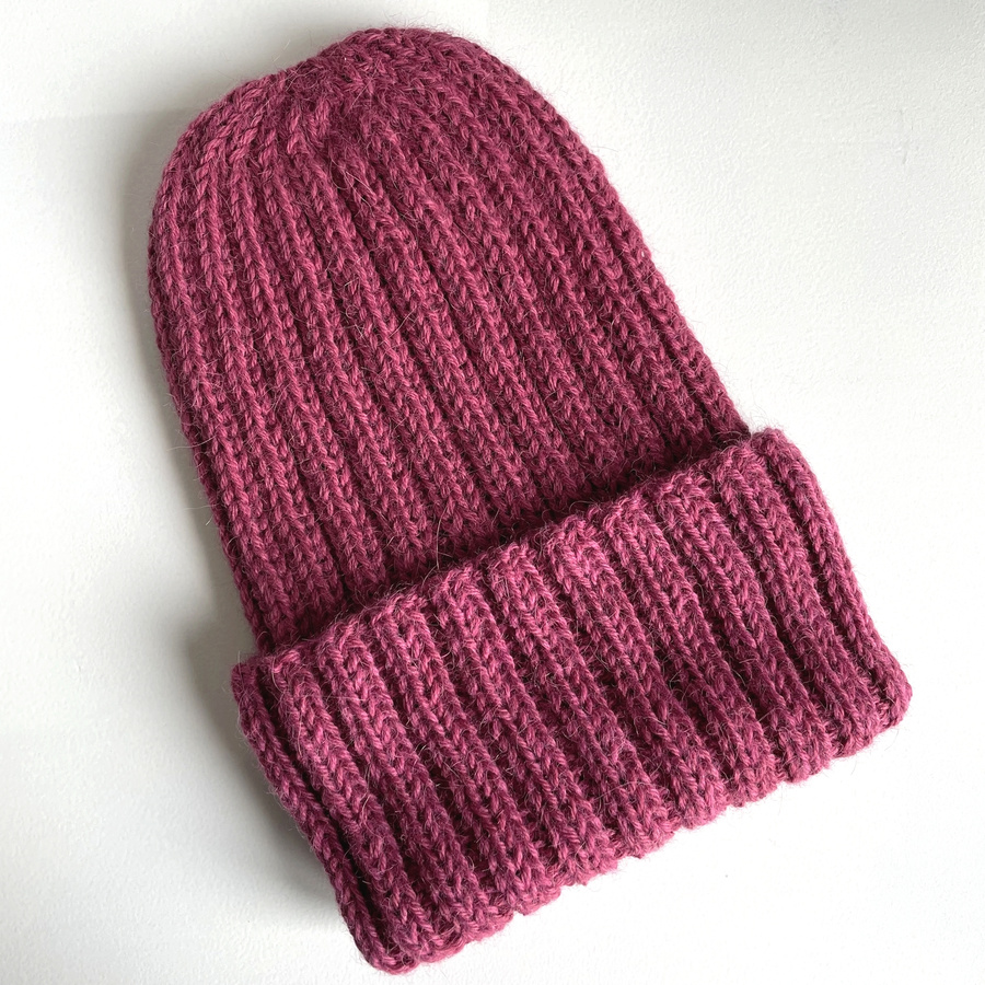 LAURIN Handgemachte Mütze aus 100% Alpaka 3770 Dunkelfuchsia