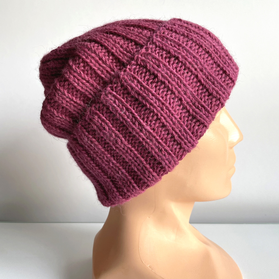 LAURIN Handmade Beanie 100% Alpaca 3770 Dark Fuchsia