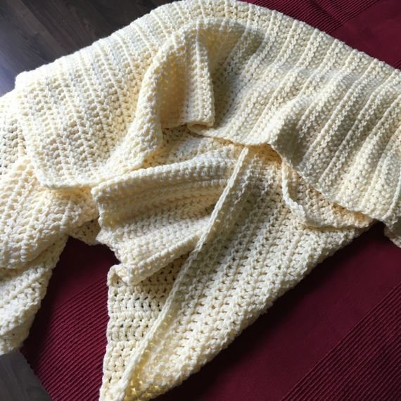 Ręcznie robiony Koc, gruby pled kremowy 120x160 cm