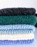 Handgemachte Damenmütze AUREA 100% Baby Merino plus Mohair und Seide 43/08 Hellseegrün