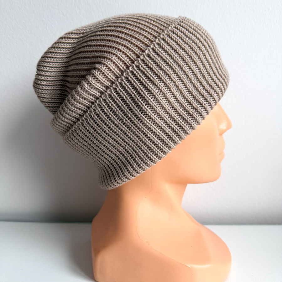 VARELLA – czapka z wełny merino 64 jasny dąb