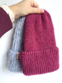 Ręcznie robiona czapka beanie AUREA 100% Baby Merino plus moher i jedwab 41/17 Śliwka