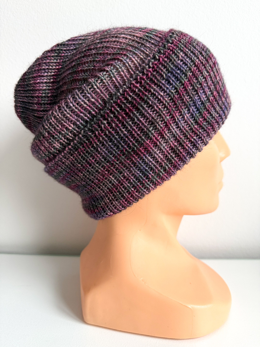 Czapka wywijana HELEN 100% Alpaka ręcznie farbowana fioletowa