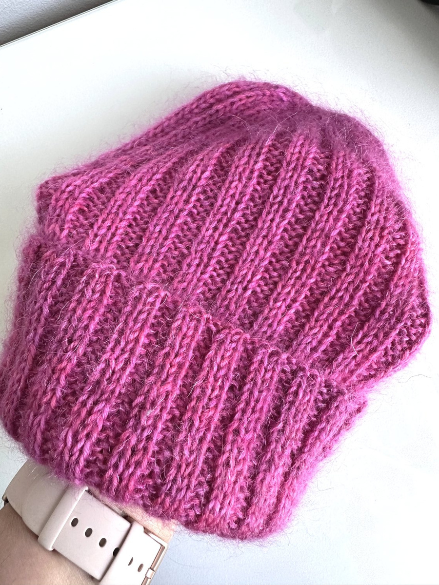 Ręcznie robiona czapka beanie AUREA 100% Ręcznie farbowana Baby Merino plus moher i jedwab Malinowy Sorbet - edycja limitowana