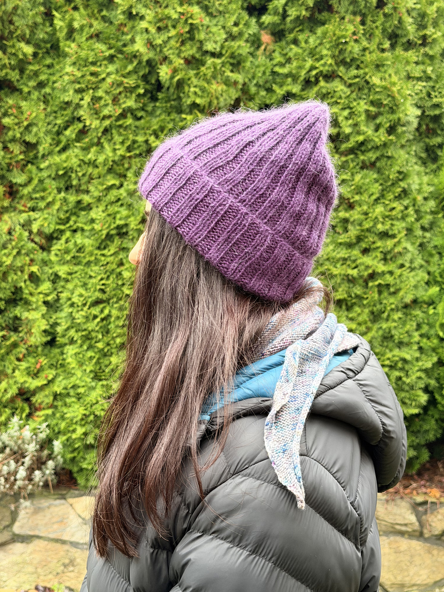 Ręcznie robiona Czapka wywijana MARGARET 100% Alpaka + nitka moher i jedwab 4400/16 Ciemnofioletowy