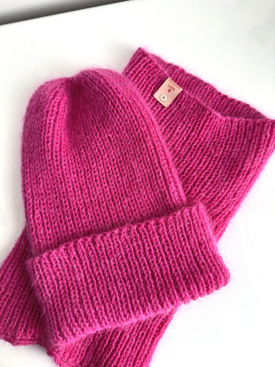 Ręcznie robiony KOMIN AUREA 100% Baby Merino plus moher i jedwab 08/13 Fuksja 35 cm długości