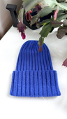 Wywijana czapka ELLI 100% merino 24 Kobalt
