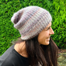 Handmade Czapka damska AUREA 100% Baby Merino plus moher i jedwab 03/29 Wanilia