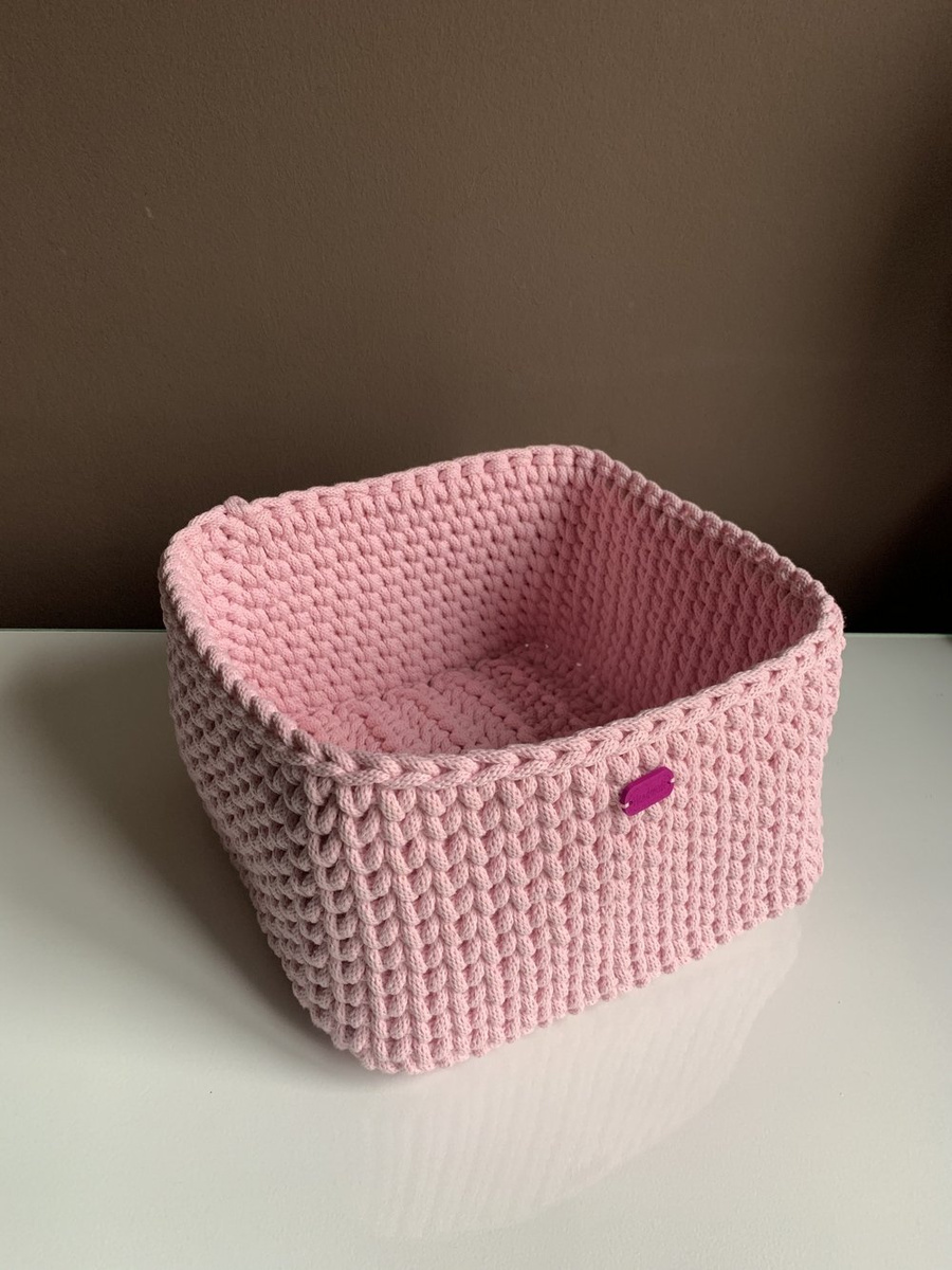 Ręcznie robiony Koszyk ze sznurka bawełnianego dno 25x25, wysokość 15 cm