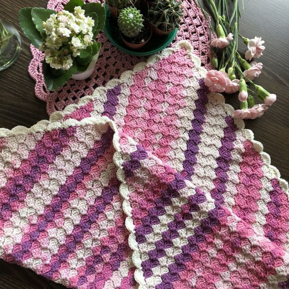 Wykonany ręcznie kocyk dziecięcy 80x80 cm