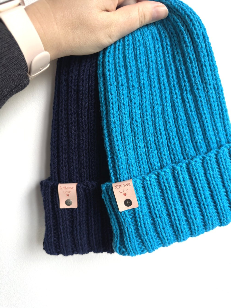 Wywijana czapka merino HELLI 100% Baby Merino 32 Turkusowy