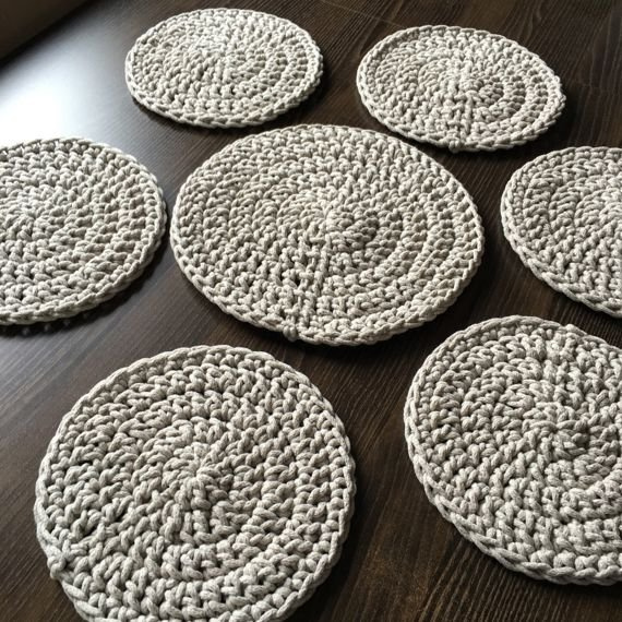 Komplet 7 podkładek okrągłych ze sznurka bawełnianego beż