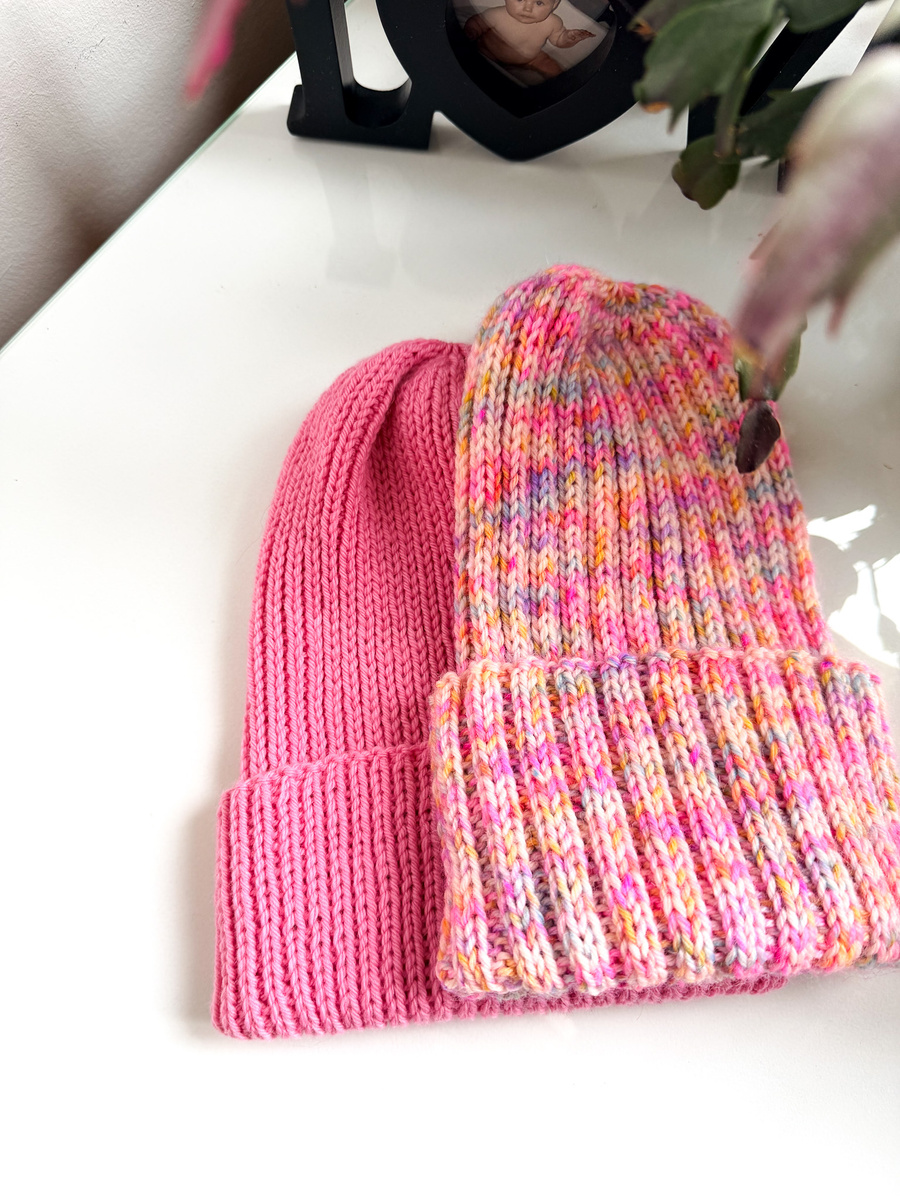 NELLI Handgemachte Merinowoll-Beanie-Mütze 14 Tęczowa Posypka