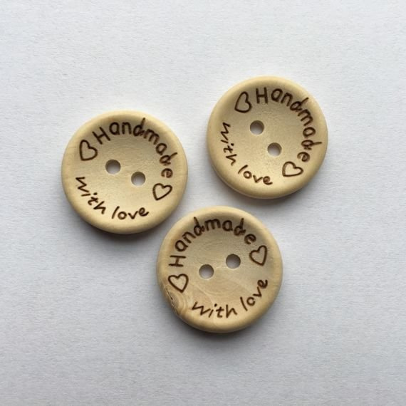 Guzik drewniany Handmade with love 1,5 cm