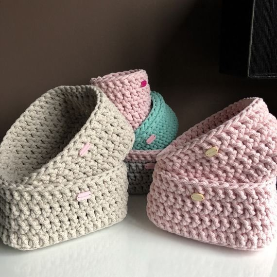 Ręcznie robiony Kosz ze sznurka bawełnianego beż 710 20x20 cm wys. 10