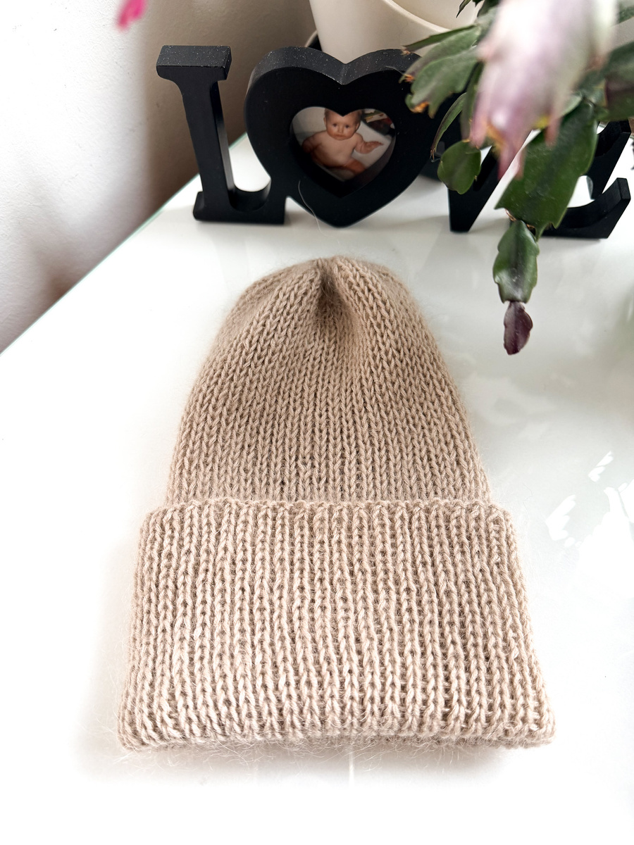 Ręcznie robiona czapka beanie AUREA 100% Baby Merino plus moher i jedwab 62/15 średni brąz
