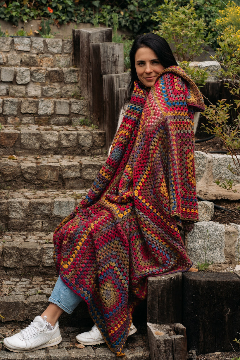 Wolldecke Granny Square 140x180 cm – Herbstmosaik 8108