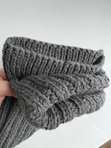 Wywijana czapka merino HELLI 100% Baby Merino 20 Ciemny Szary