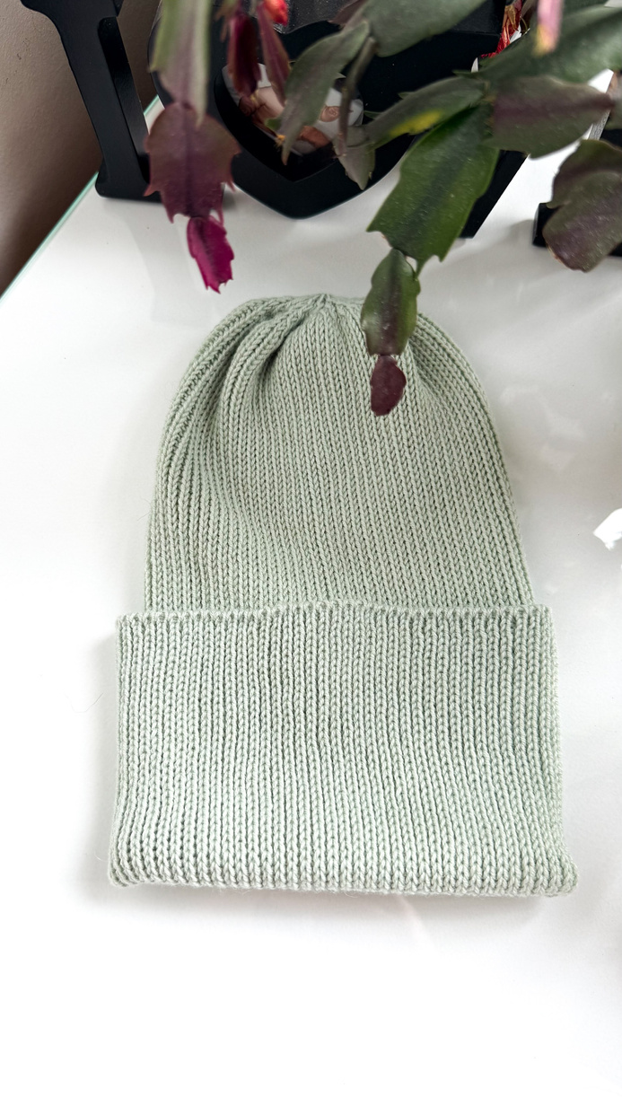 Beanie czapka z wełny merino VARELLA 100% Baby Merino 58 lody pistacjowe
