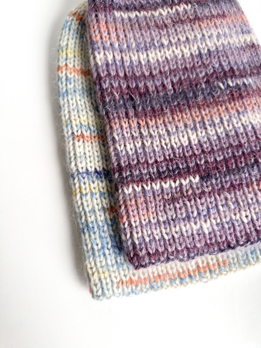 Handmade Czapka damska ALURA Merynos plus moher i jedwab 15/55 fioletowy deszcz