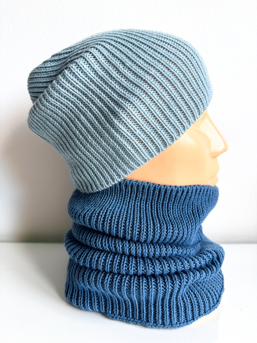 Czapka z wełny merino VARELLA 100% Baby Merino 43 Jasny Morski