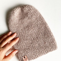 Handgemachte Damenmütze AUREA 100% Baby Merino plus Mohair und Seide 23/20 Hellbeige