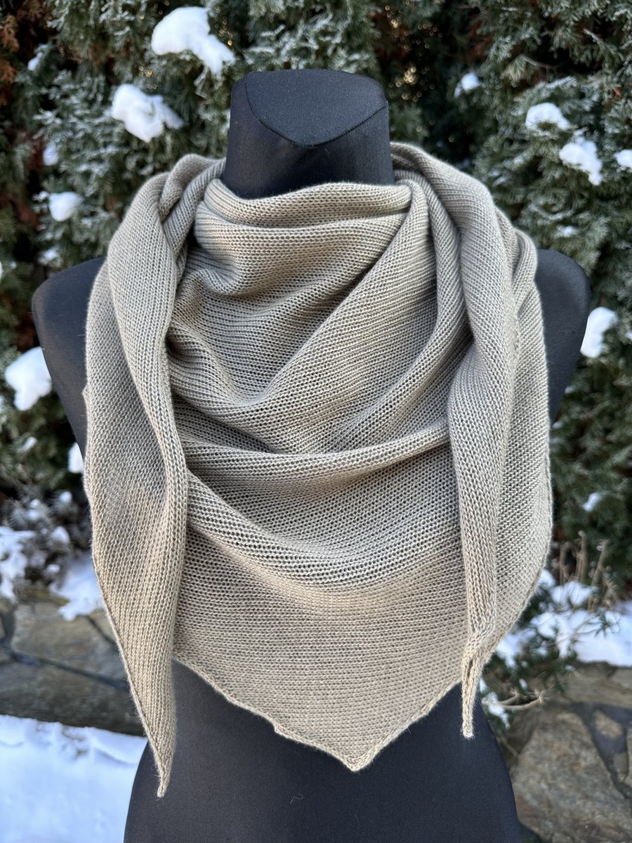 Chusta gładka, symetryczna, 100% Kaszmir Beż