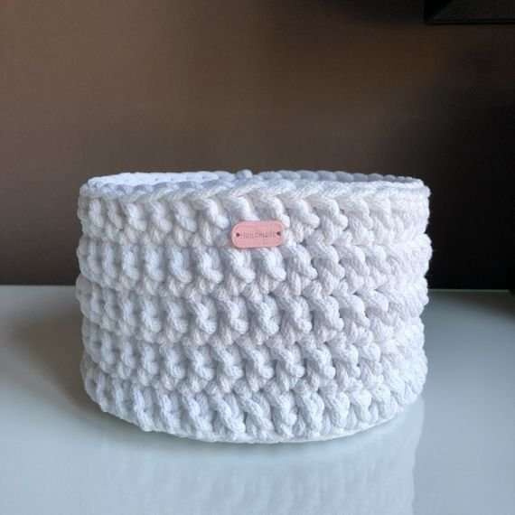 Ręcznie robiony Koszyk ze sznurka bawełnianego bordowy 20x12 cm