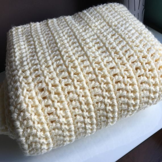 Ręcznie robiony Koc, gruby pled kremowy 120x160 cm