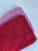 Handgemachte Damenmütze AUREA 100% Baby Merino plus Mohair und Seide 16/14 Rot