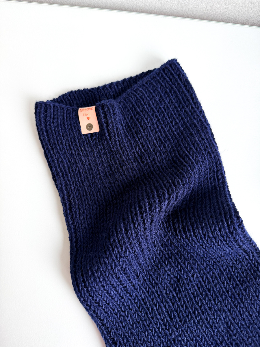 Ręcznie robiony KOMIN HELLI 100% Baby Merino - WYBIERZ KOLOR