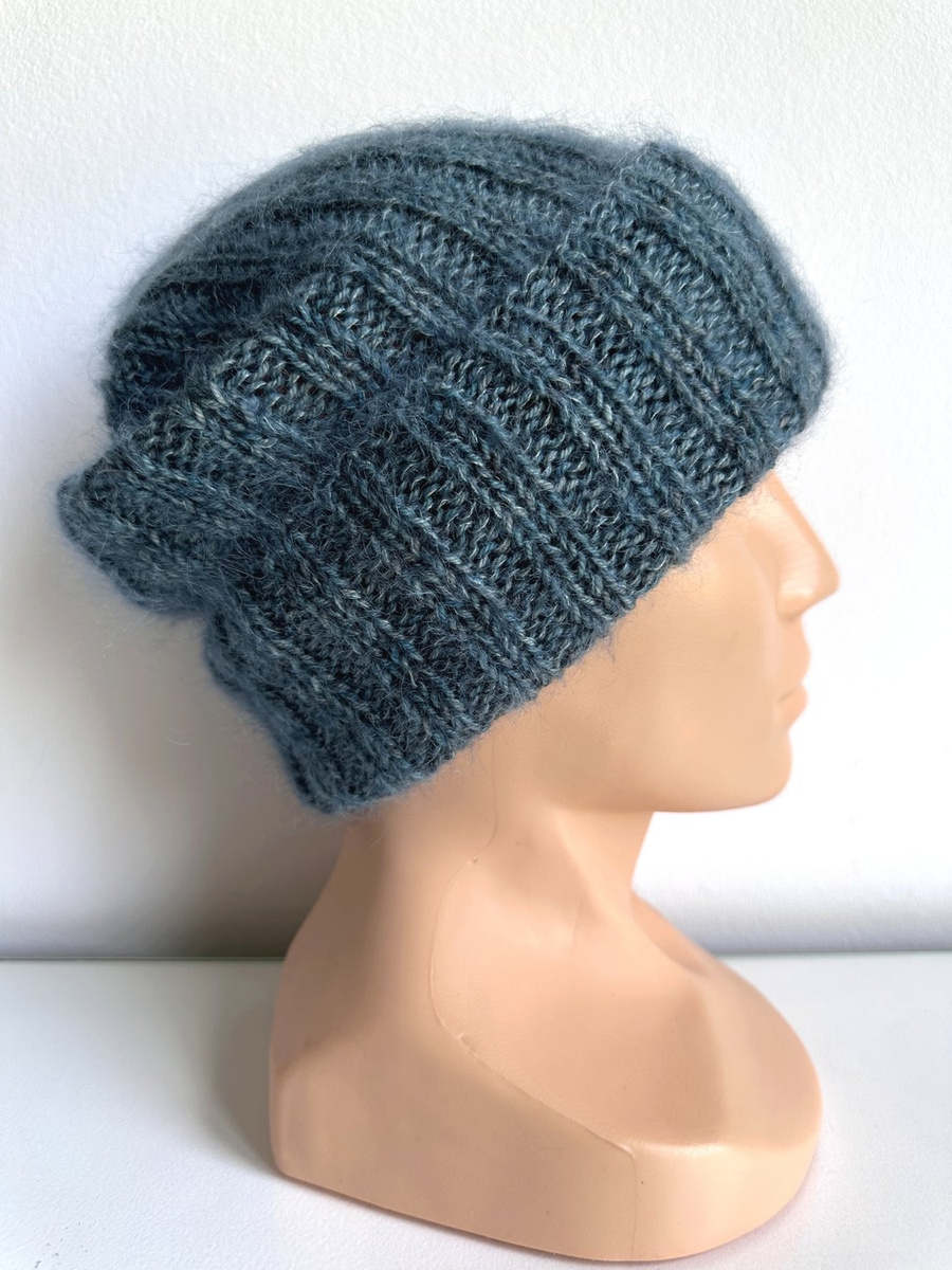 Ręcznie robiona czapka beanie AUREA 100% Ręcznie farbowana Baby Merino plus moher i jedwab Głębia Oceanu - edycja limitowana