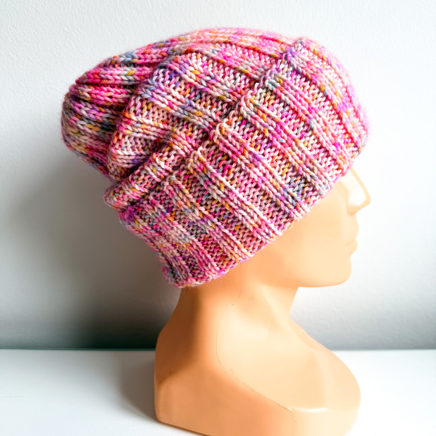NELLI Handgemachte Merinowoll-Beanie-Mütze 14 Tęczowa Posypka