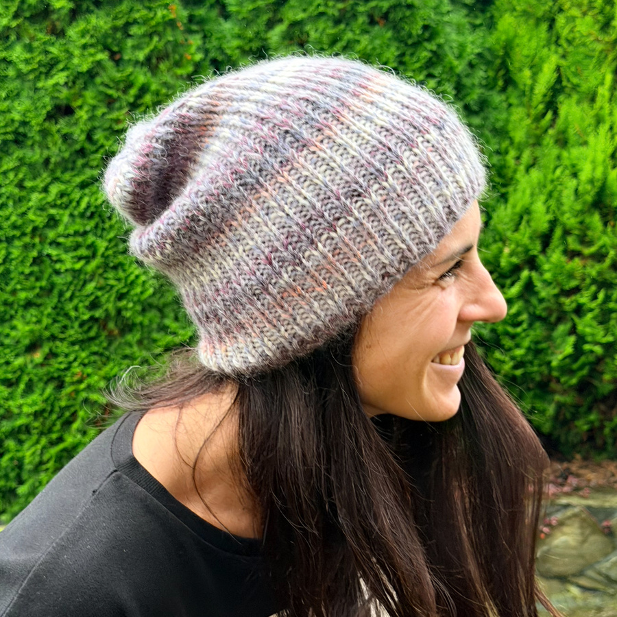 Handmade Czapka damska ALURA Merynos plus moher i jedwab 15/55 fioletowy deszcz