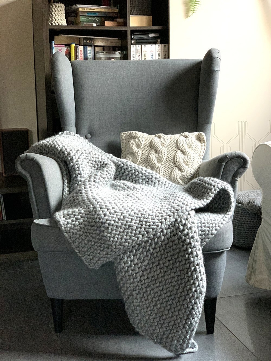 Ręcznie robiony koc, gruby, ciepły pled jasny szary