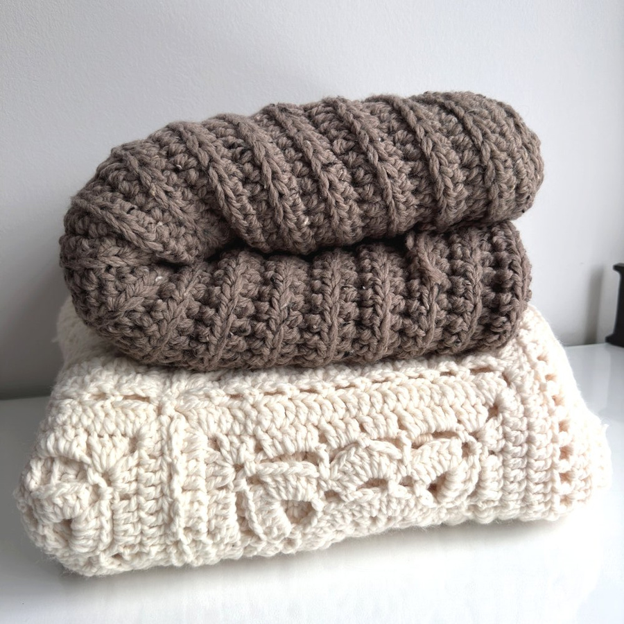 Ręcznie robiony Koc, gruby pled k1707 Ciemny Wrzos 160x200 cm